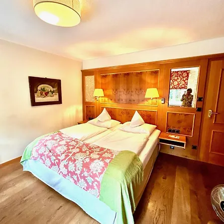 Πανσιόν Fischerhaus 3*